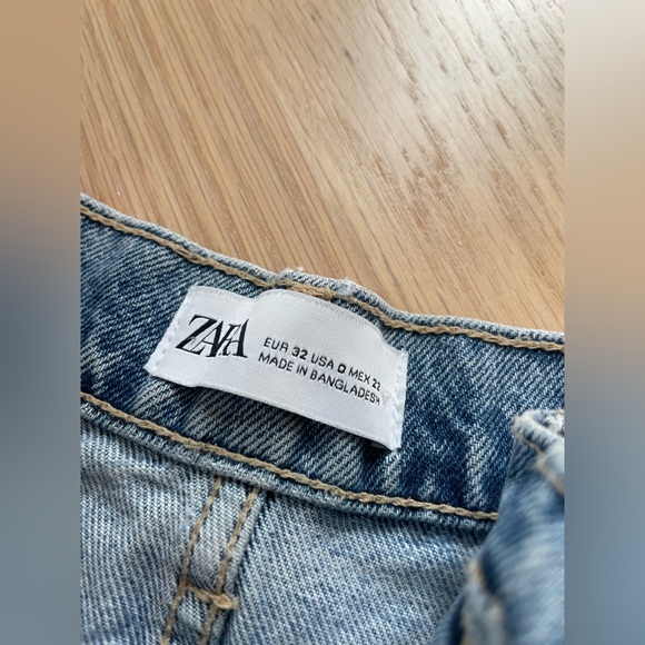 High Waisted Denim Shorts - Picture 5 of 5